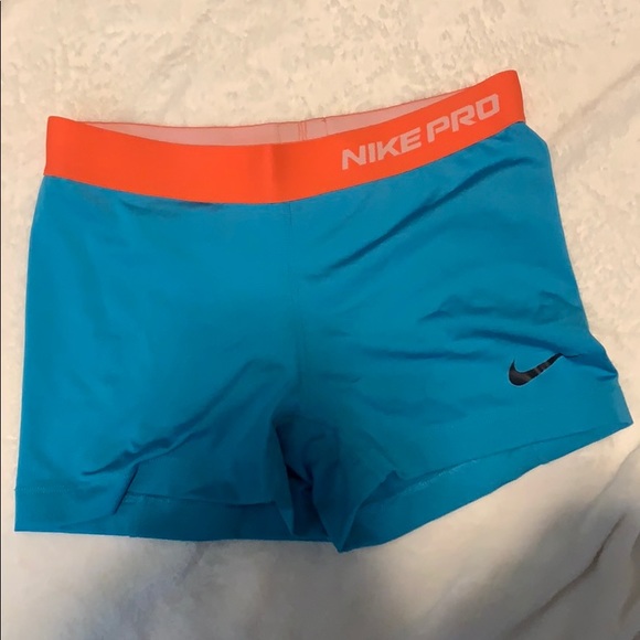 Nike Short Lot - Picture 6 of 7